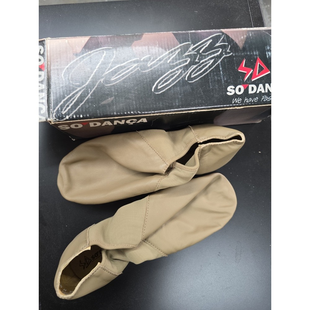 So Danca JZ45 Leather Slip‎ On Split Sole Jazz Dance Shoes Size 10M / 9.5M.8C
